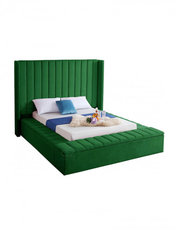 Hugo Velvet Upholsterd Twin Bed Without Mattress Green 165x200x120cm