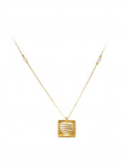 18 Karat Gold Square Heart Necklace reviews 18 Karat Gold Square Heart Necklace