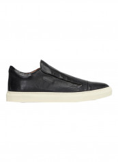 Reed Slip-On Shoes أسود