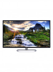 31.5-Inch WQHD Monitor 28.6x18.9x7.1inch Black/Silver