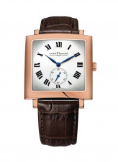 Men's Leather Analog Wrist Watch H SH CR823002 8DR