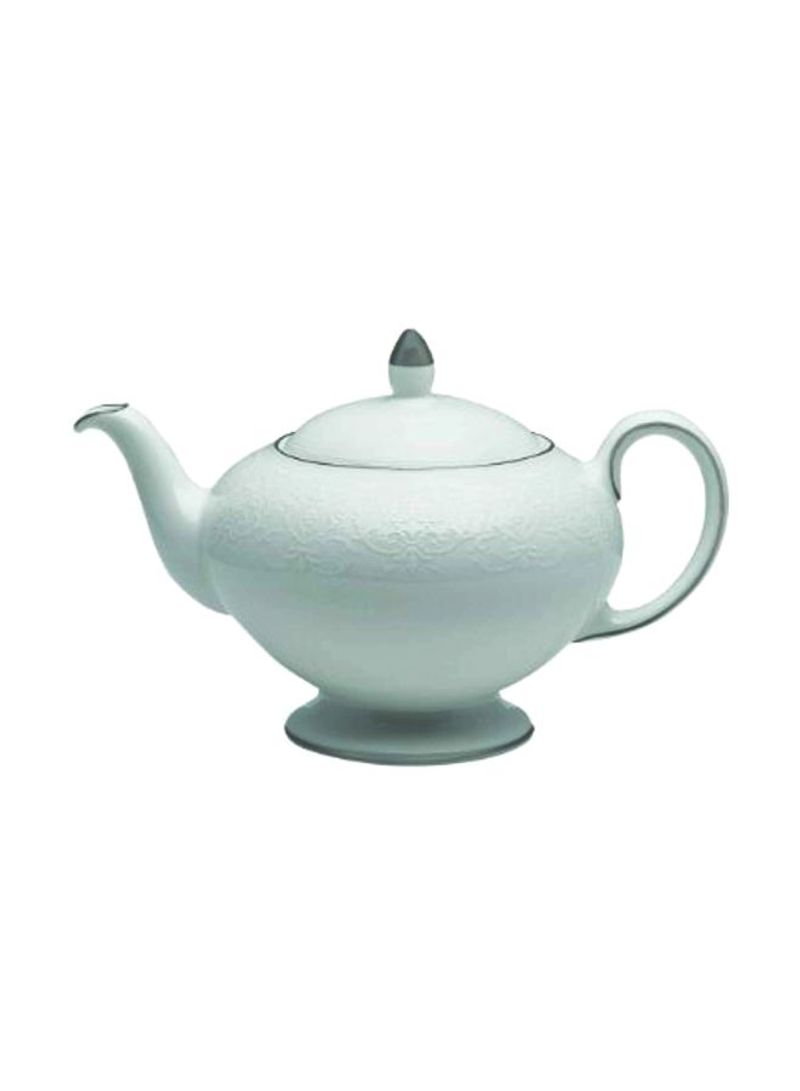 English Lace Tea Pot White/Black 36ounce