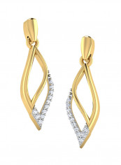18K Gold Exquisite Design Arrow Diamond Dangle Earring