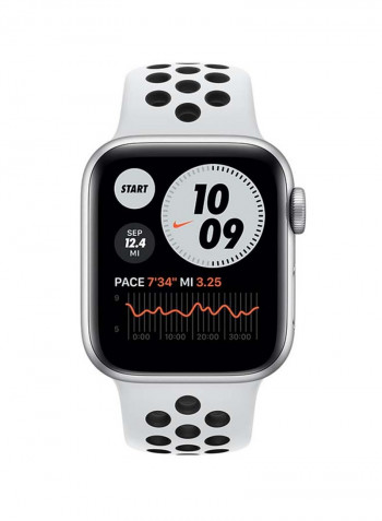 Watch Nike Series 6- 40 mm GPS Silver Aluminium Case With Nike Sport Band Pure Platinum/Black
