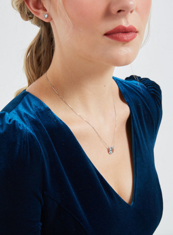 18 Karat White Gold Blue Topaz Single Stone Necklace
