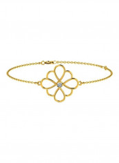 18 Karat Yellow Gold 0.10Ct Diamond Studded Floral Bracelet