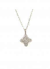 18 Karat White Gold Diamond Pendant Chain Necklace