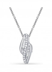 18 Karat White Gold 0.39 Carat Diamond Pendant