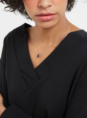 18 Karat White Gold Smoky Quartz Single Stone Necklace