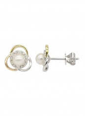 18 Karat Yellow Gold 0.08 Carat Diamond Earring with Pearl
