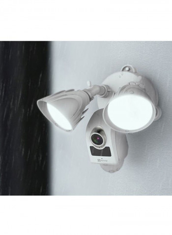 Smart Security Light Camera LC1