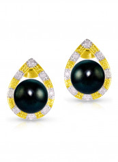 18 Karat Solid Gold 0.16 Carat Diamonds With 7 mm Pearl Drop Earrings