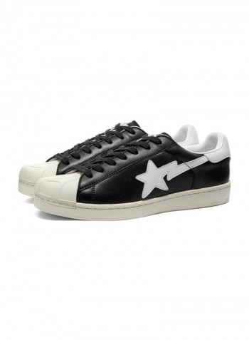 Skull STA Lace-up Low Top Sneakers Black/White