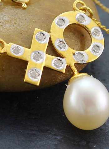 10 Karat Gold Diamonds XO Design And Pearl Studded Necklace