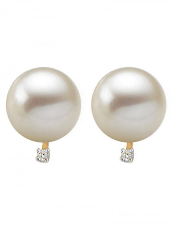 18 Karat Gold Pearl Stud Earrings