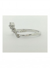 18 Karat White Gold With 0.08 Ct Diamond Fashion Ring
