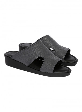 Textured Arabic Sandals Grey