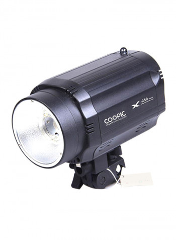 Photo Studio Strobe Flash Light And Softbox Lighting Kit Black/White
