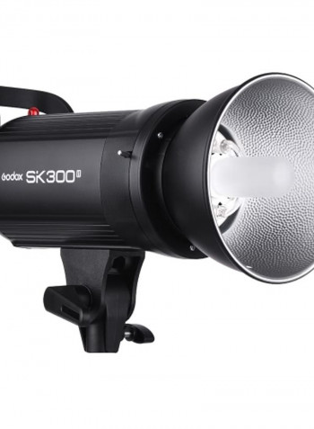 Studio Flash Black