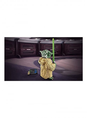 Star Wars Attack of the Clones Yoda Figure