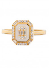 18K White Sapphire and White Enamel Yellow Gold Ring Light