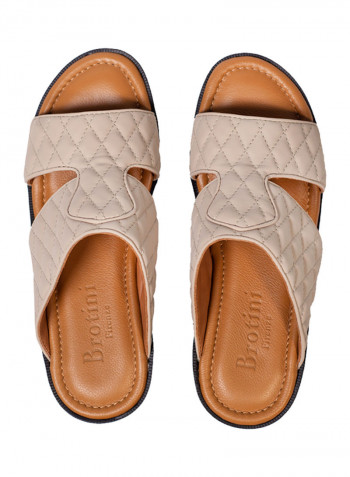 Quilted Arabic Sandals Beige