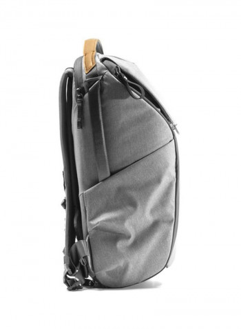 Everyday Zippered Backpack V2 20L Ash