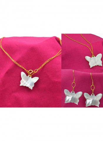 18 Karat Gold Butterfly Shape Pearl Pendant Jewellery Set