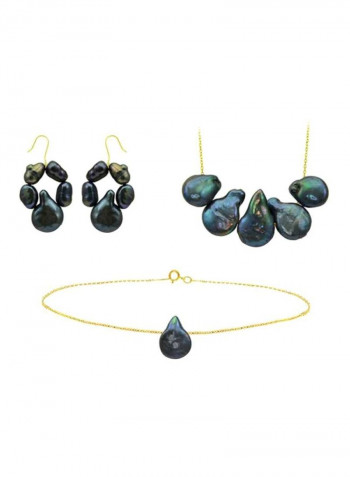 18 Karat Gold Drop Shape Mother Of Pearl Jewellery Set