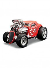 Muscle Machines 1933 Ford Diecast Model Car 6x13x7inch