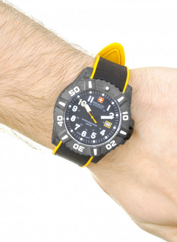 Men's Black Carbon Analog Watch 6-4309.17.007.79