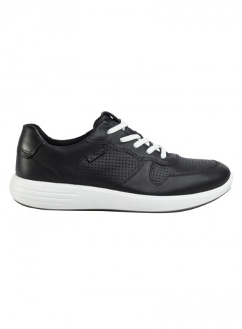 Soft 7 Runner Sneakers Black