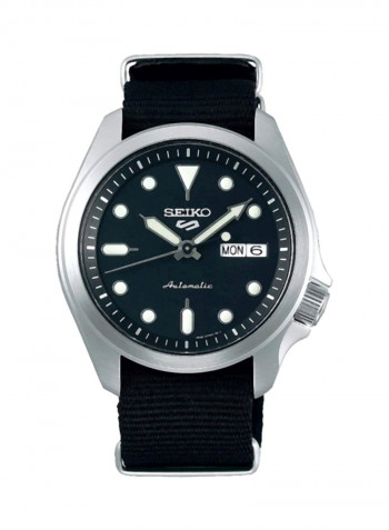 Men's 5 Sports Water Resistant Analog Watch SRPE67K1