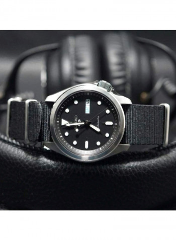 Men's 5 Sports Water Resistant Analog Watch SRPE67K1