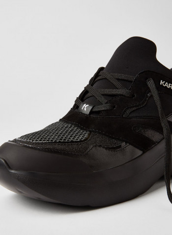 3D Karl Detailed Low Top Sneaker أسود