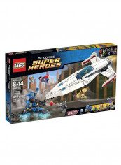 545-Piece DC Comics Super Hero Darkseid Invasion Building Set 76028