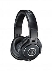 Professional Monitor Over-Ear Headphones With Detachable Cables Black reviews Professional Monitor Over-Ear Headphones With Detachable Cables Black