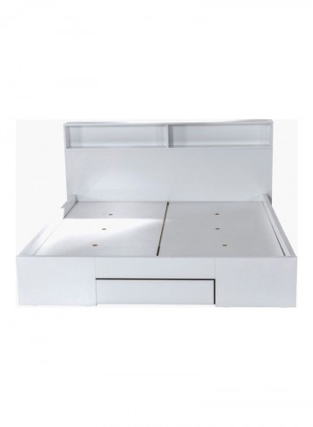 Halmstad/Oslo Queen Bed With 3-Drawers White