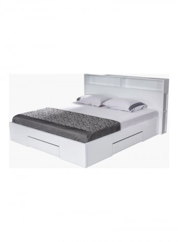 Halmstad/Oslo Queen Bed With 3-Drawers White
