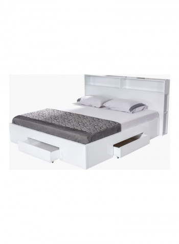 Halmstad/Oslo Queen Bed With 3-Drawers White