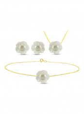 18 Karat Solid Yellow Gold Mother Of Pearl Shell With 4 mm Pearl Jewellery Set