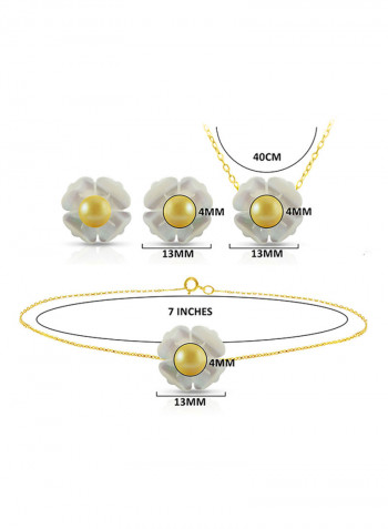 18 Karat Solid Yellow Gold 13 mm Mother Of Pearl Flower Shape With 4 mm Pearl Jewellery Set