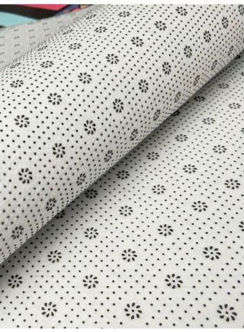 1-Piece Antislip Simple Patterned Floor Mat Black/White 140x200cm