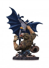Batman Vs Killer Croc Mini Battle Statue 12 x 11 x 8inch