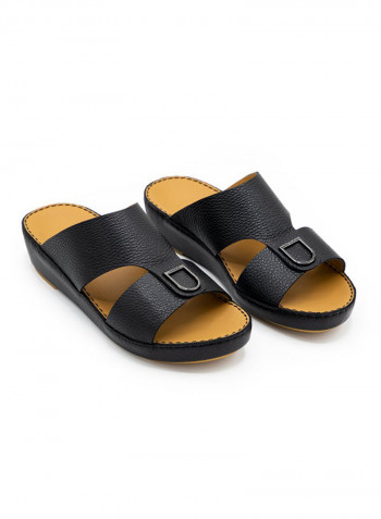 Carlo Arabic Footwear 2023 أسود