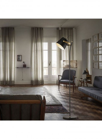 Nordic Style Simple Modern Floor Lamp Black
