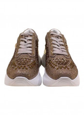 حذاء رياضي برقبة منخفضة مزود برباط Micro Beige تقييمات حذاء رياضي برقبة منخفضة مزود برباط Micro Beige