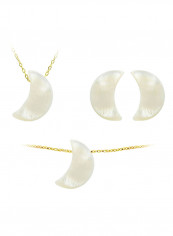 18 Karat Gold Crescent Shape Mother Of Pearl Jewellery Set