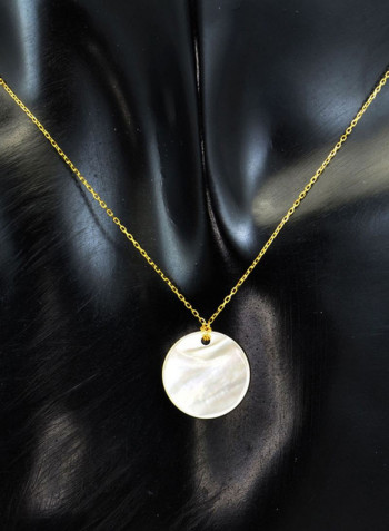 18 Karat Gold Coin Shape Mother Of Pearl Necklace
