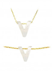 18 Karat Gold V Letter Mother Of Pearl Jewellery Set